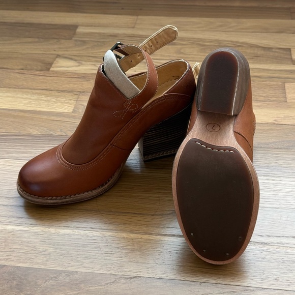 Timberland Marge Slingback Ankle Bootie Brown Leather Heels Size 7 - Picture 2 of 9